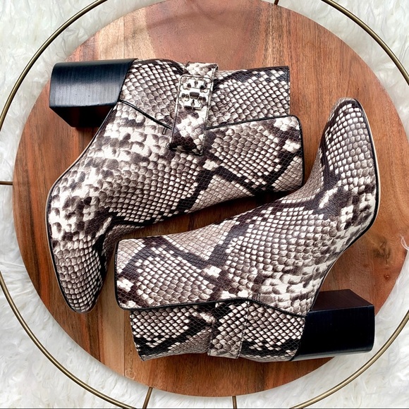 NEW TORY BURCH KIRA 70MM Bootie Stamped Snake Printed Leather Ankle size 6.5 - Picture 5 of 14